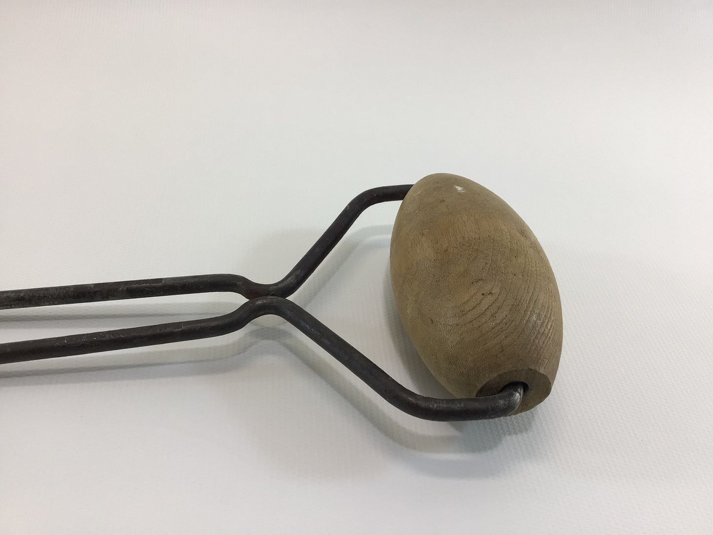 Androck Wooden Roller Food Press Kitchen Utensil Strainer Accessory Antique Primitive Rustic Patina Home Decor