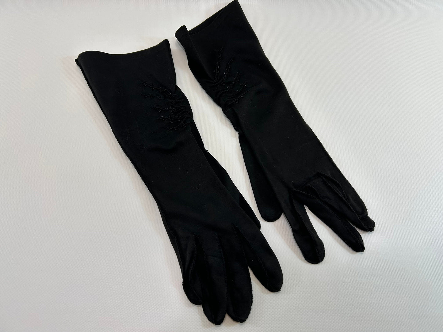 Beaded Rouching Black Mid Length Formal Opera Gloves Shalimar Cotton Blend size 7 1/2