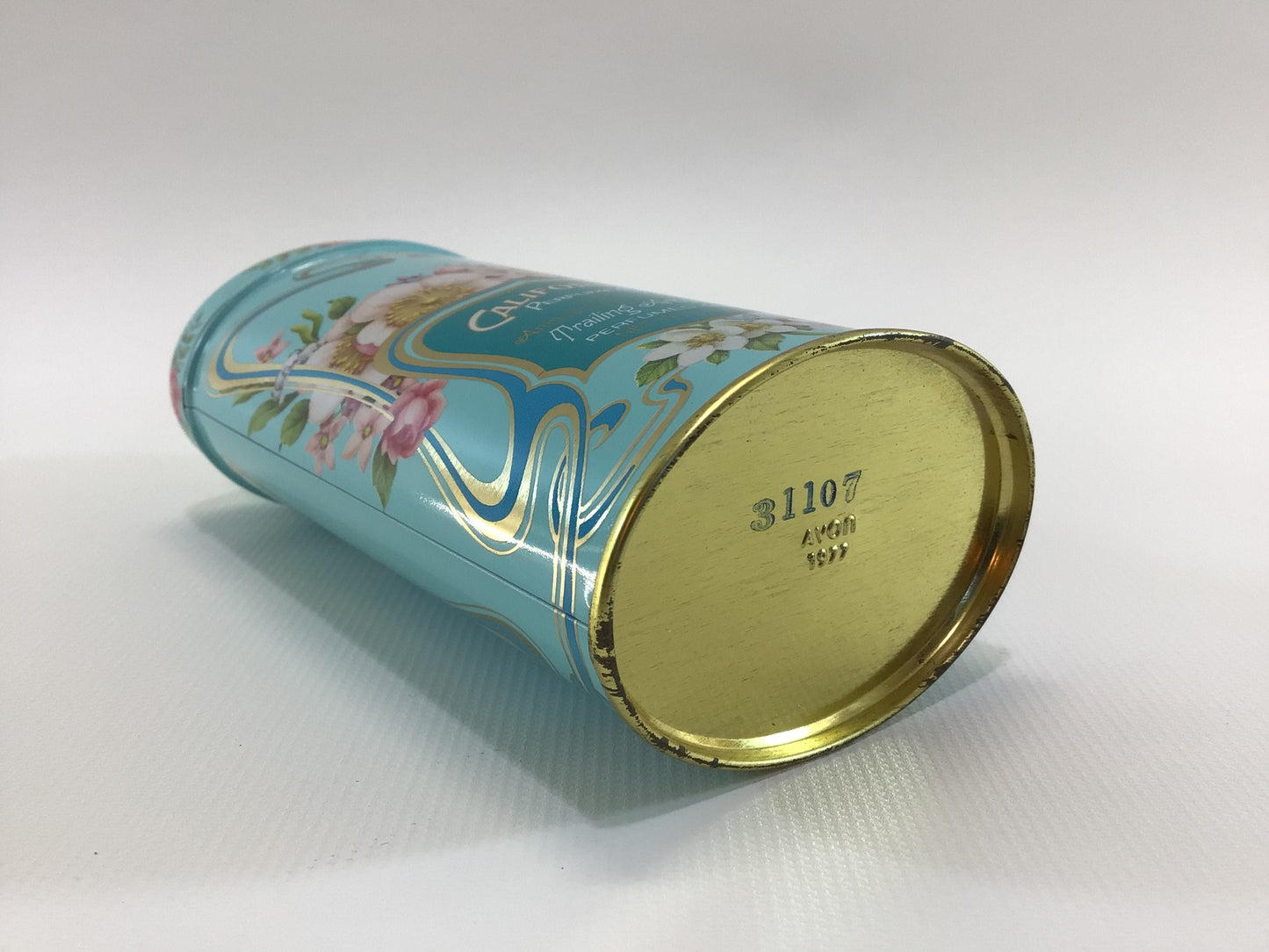 Avon California Perfume Co 1977 Anniversary Keepsake Trailing Arbutus Talc Powder 3.75 oz Display Tin