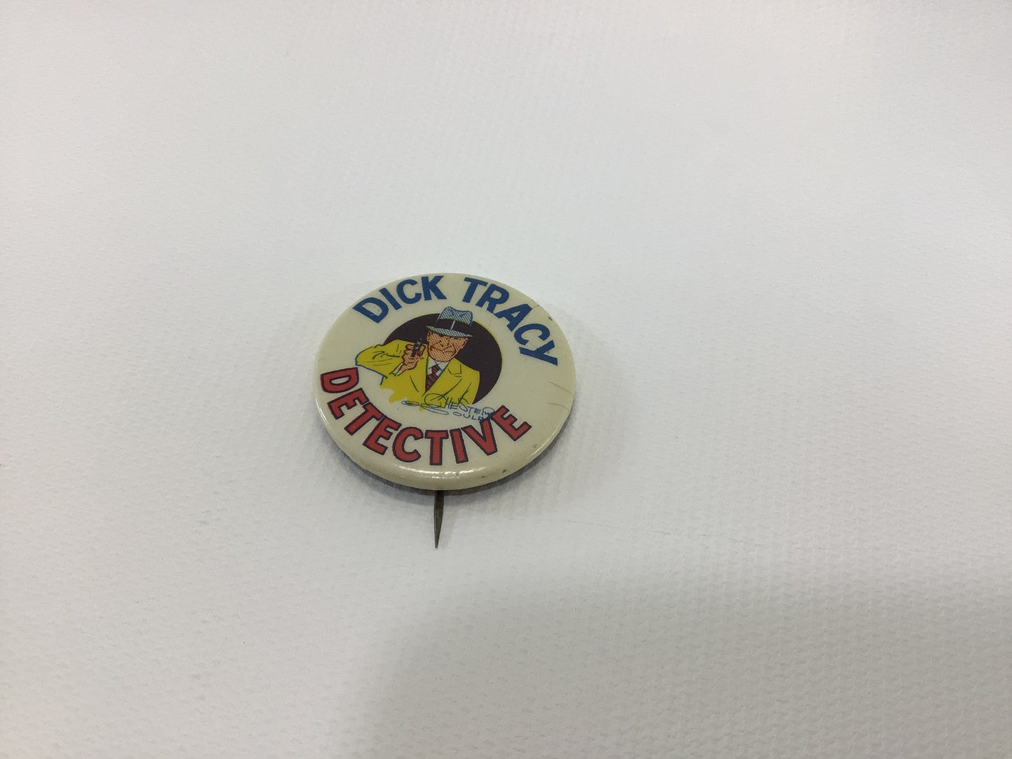 Dick Tracy Detective Vintage Advertising Detroit Mirror Celluloid Pinback Button Toy Premium Yellow Jacket