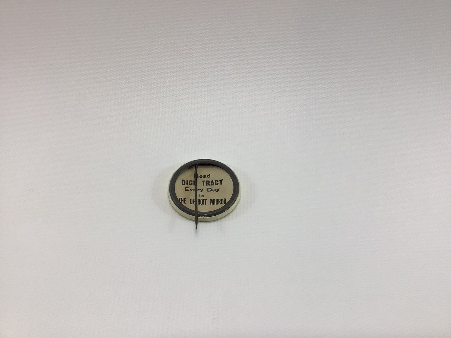 Dick Tracy Detective Vintage Advertising Detroit Mirror Celluloid Pinback Button Toy Premium Blue Jacket