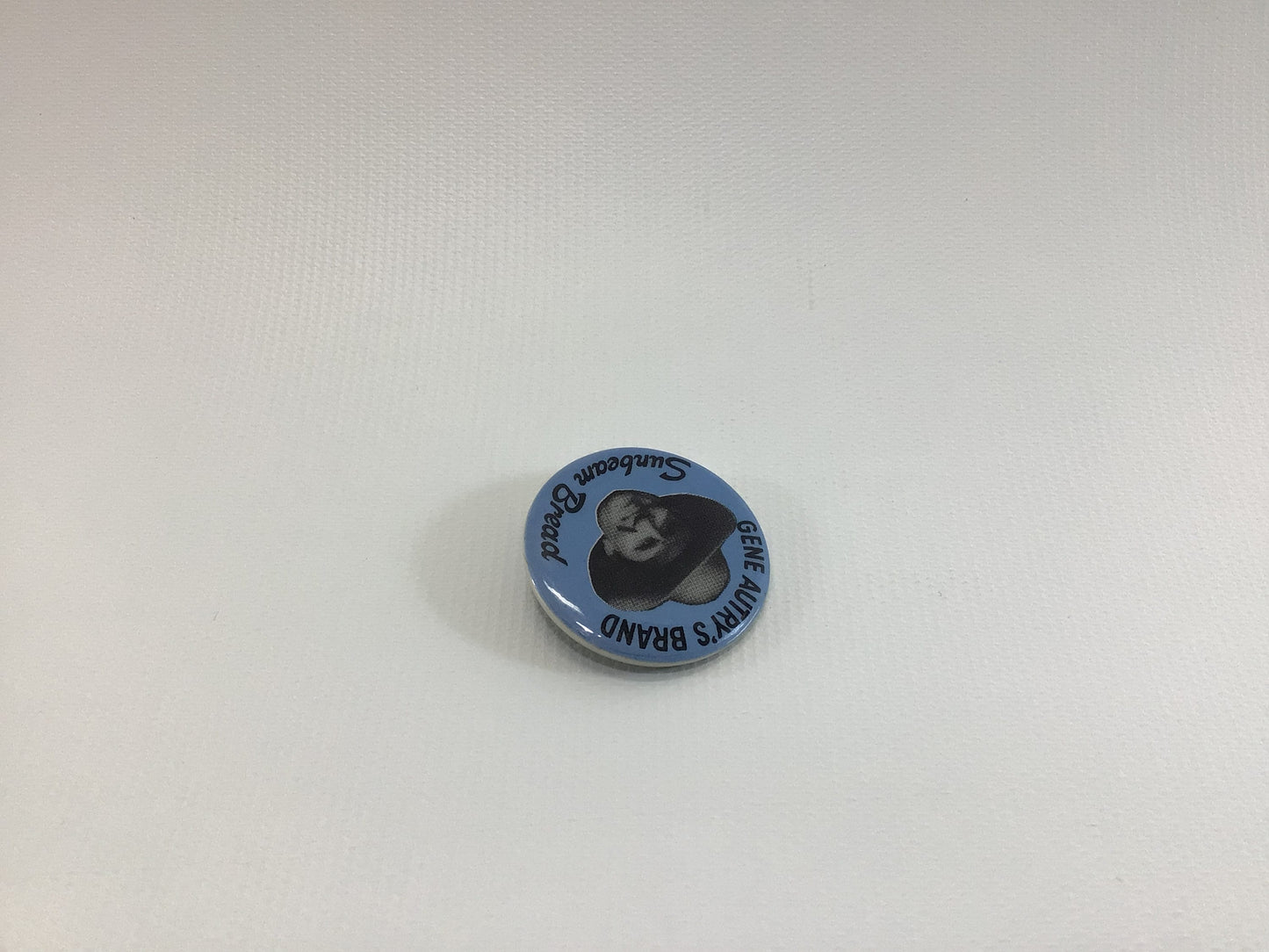 Gene Autry's Brand Sunbeam Bread Vintage Celluloid TV Western Advertising Pinback Button Toy Premium