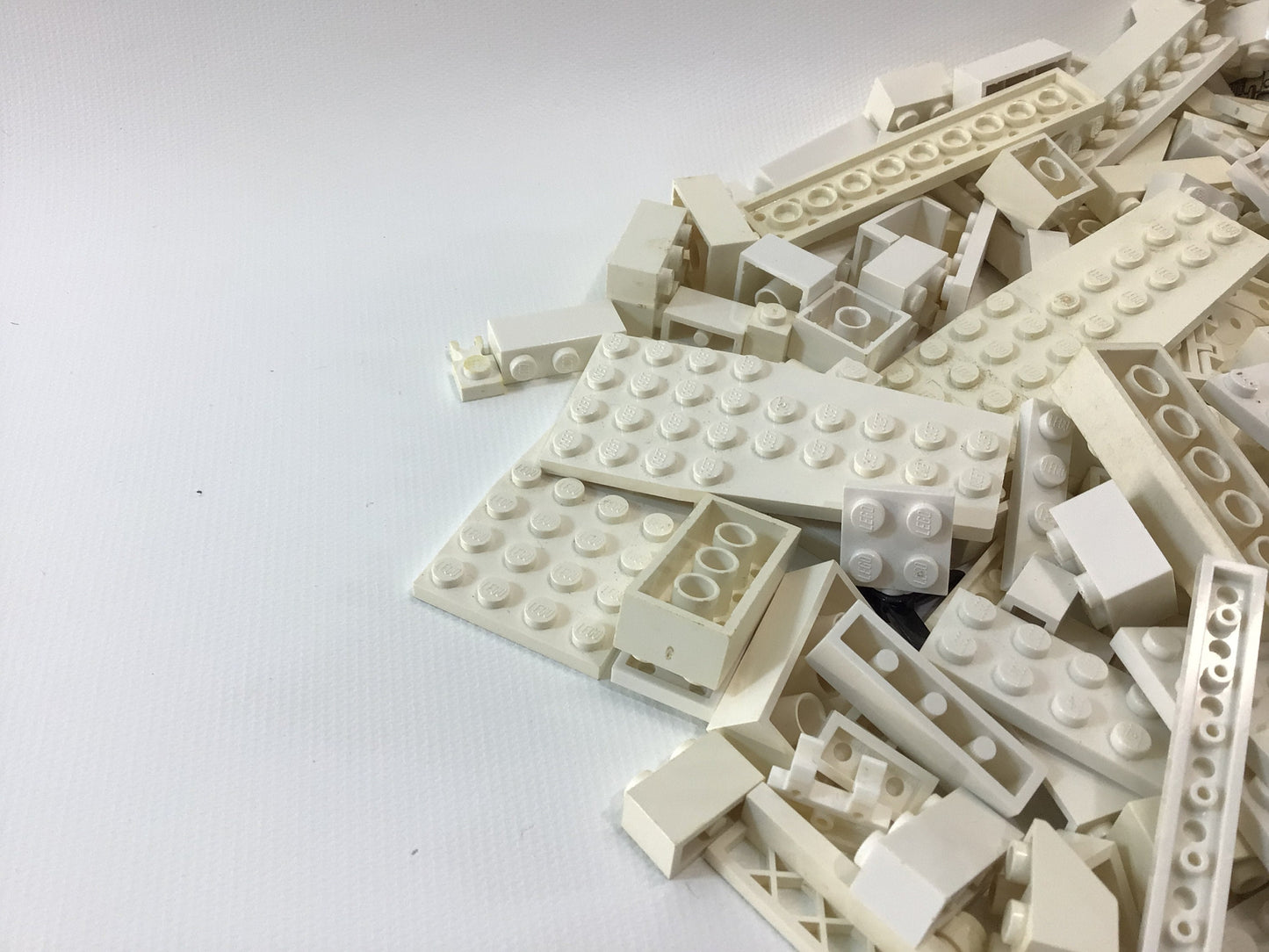 Lego Assorted White Parts and Pieces Lot