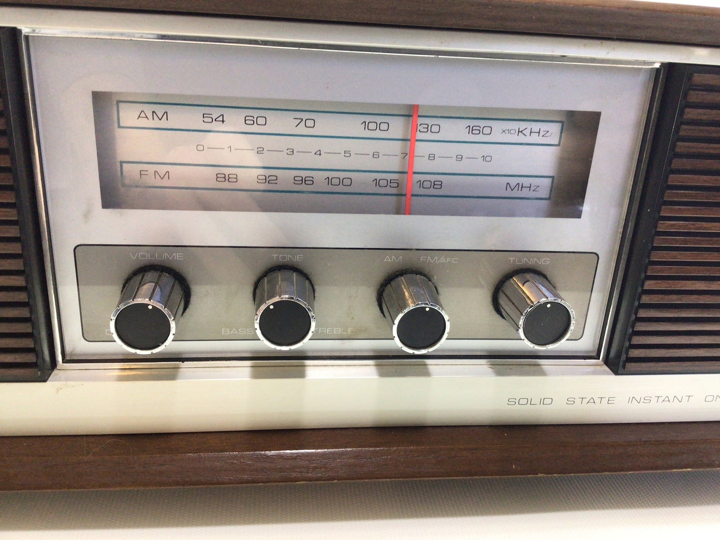 Ross Model 5060 AM FM Wood Cabinet Radio Vintage Audio Electronics - Non Working Project Piece