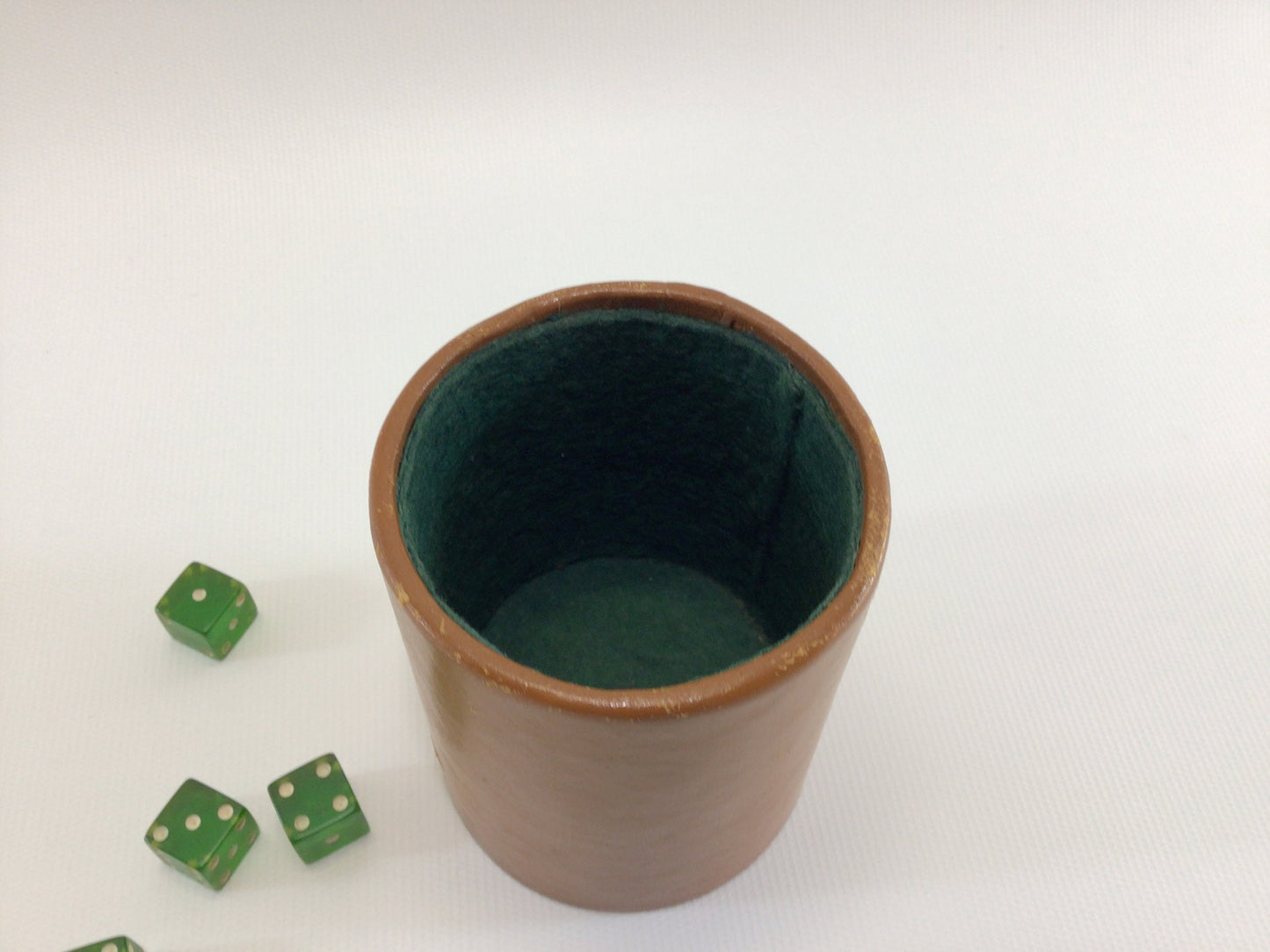 5 Green Acrylic 1/2" Dice in Naugahyde Faux Leather Cup Vintage Game Pieces