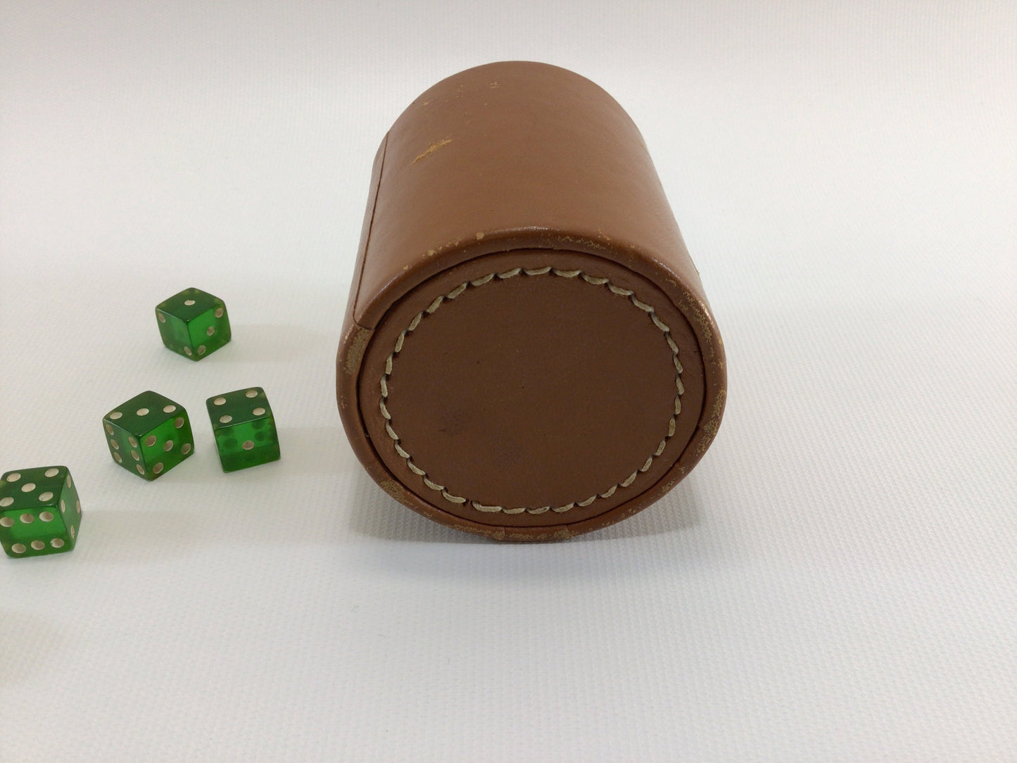 5 Green Acrylic 1/2" Dice in Naugahyde Faux Leather Cup Vintage Game Pieces