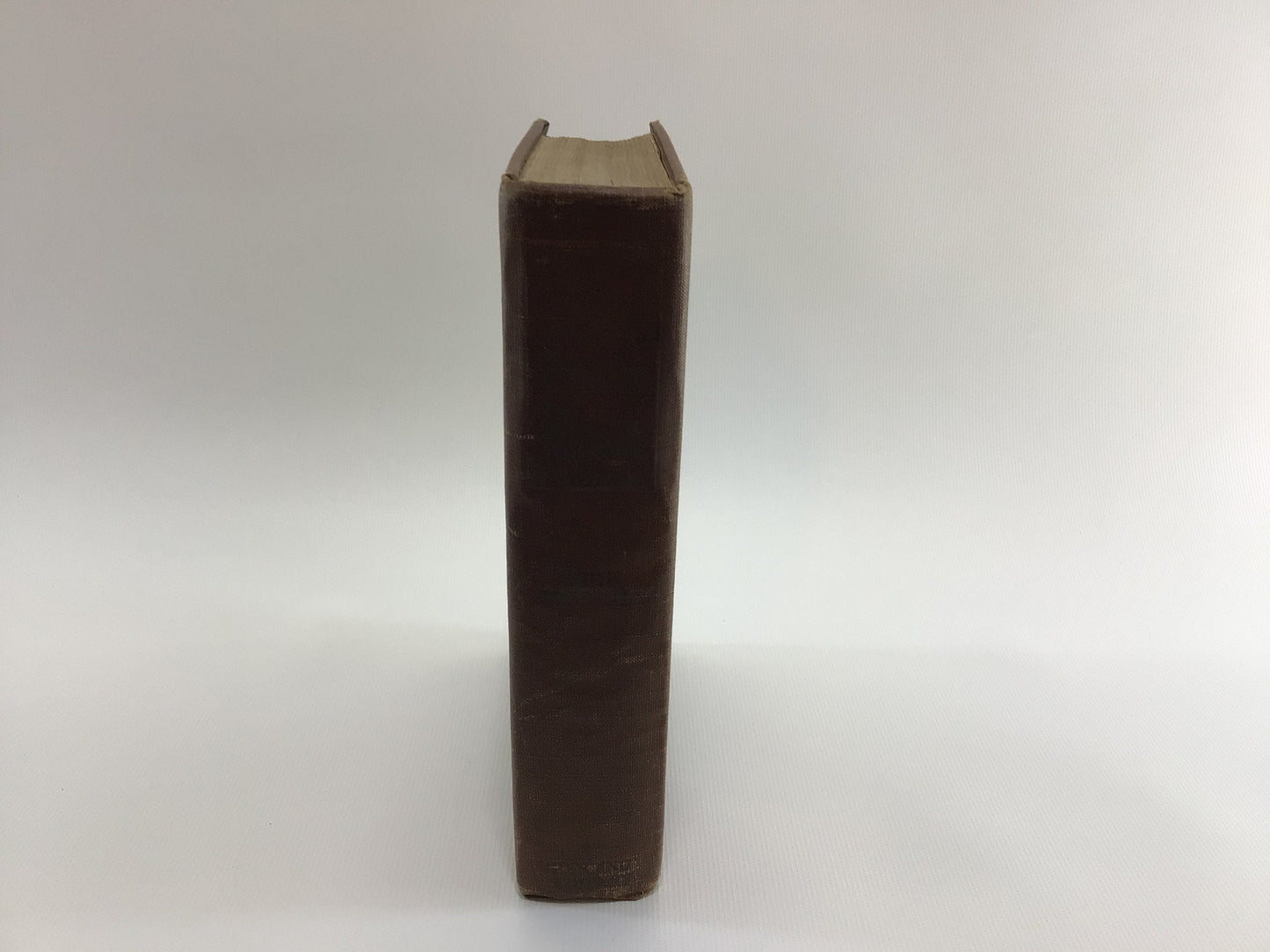 Antique Textbook Outlines of English Literature with Readings Copyright 1925 Hardcover with Illustrations