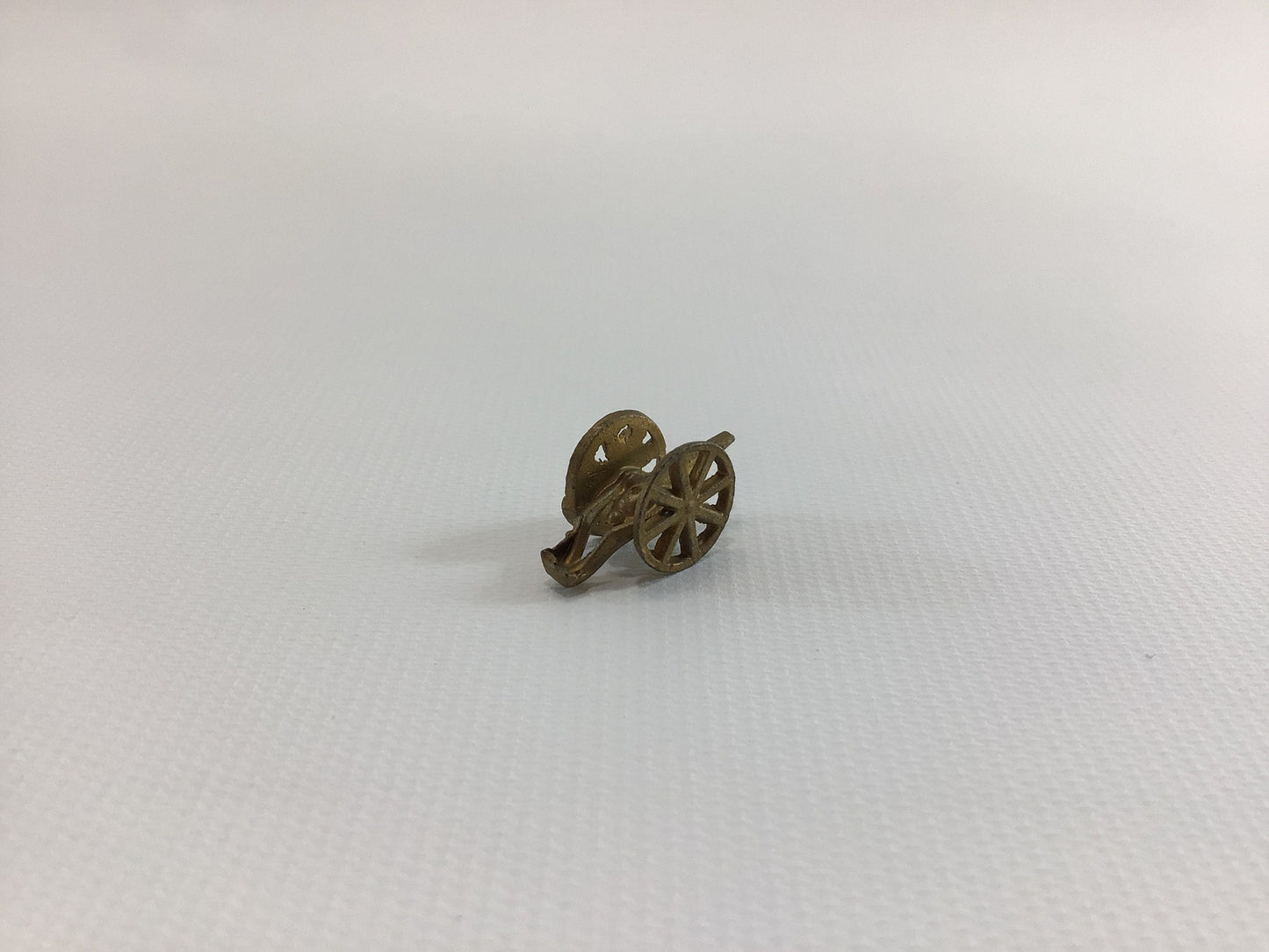 Cracker Jack Prize Revolutionary War Field Cannon 1920s Vintage Miniature Toy Pot Metal Yellow Gold