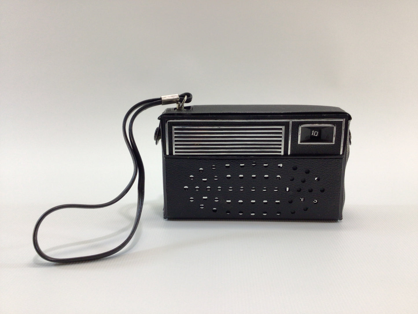 Vintage 5 Transistor Pocket AM Radio Browni 14 Solid State Analog Audio Electronics - Nonworking Parts Repair Display