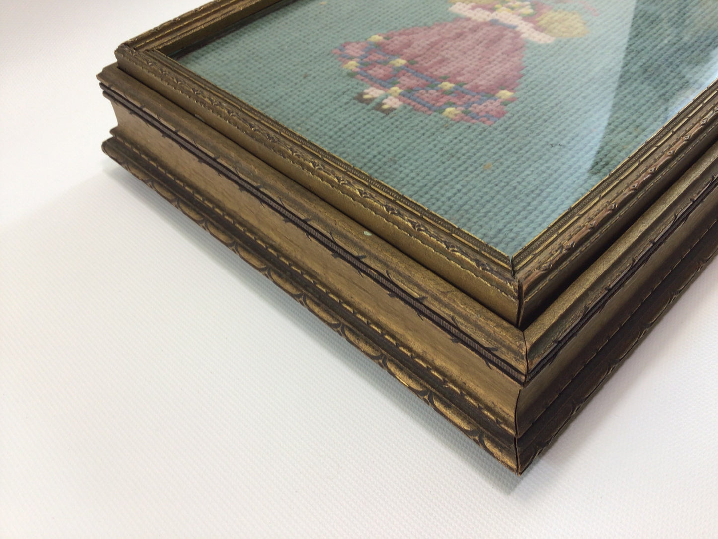 Vintage Handmade Picture Frame Storage Box with Needlepoint under Plexiglass