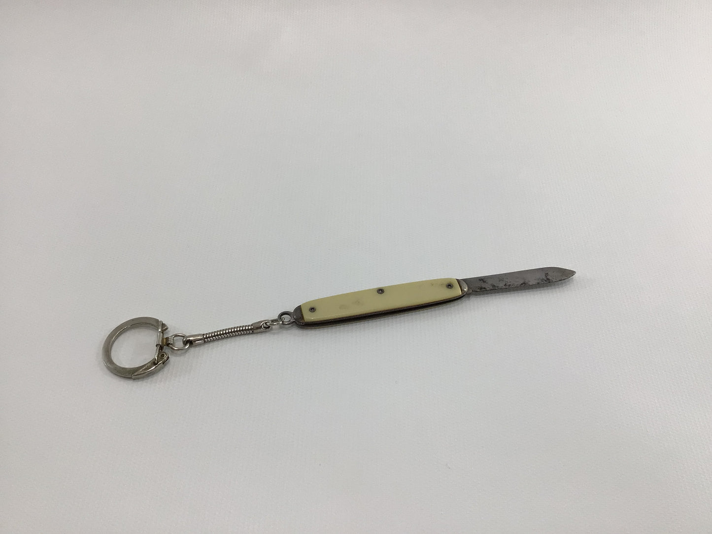 Vintage 3" Single Blade Keychain Pocket Knife