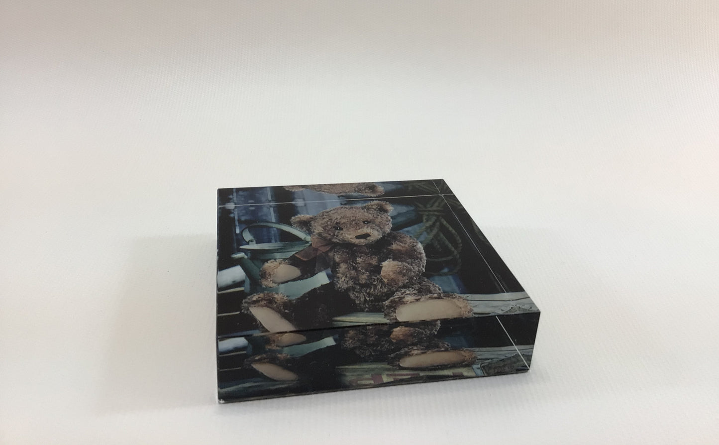 Gund Enesco Brown Teddy Bear Glass Paperweight Desk Accessory