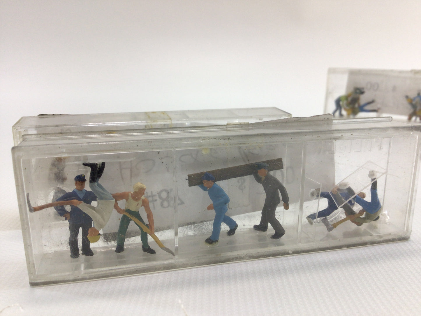 Model Railroad HO Scale Construction Workers Lot Vintage Preiser Miniature Diorama Parts Pieces