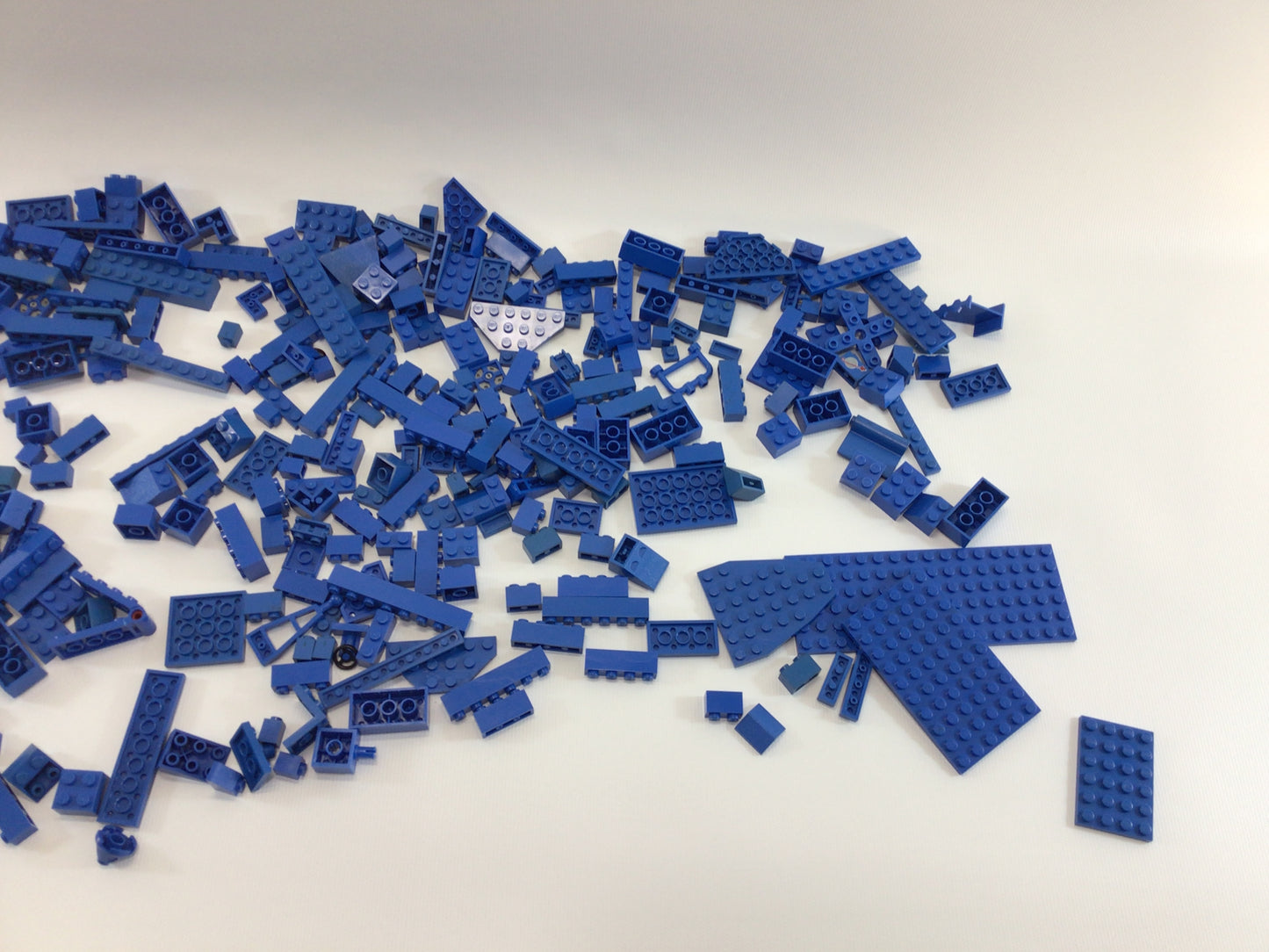 Lego Assorted Blue Parts and Pieces Lot