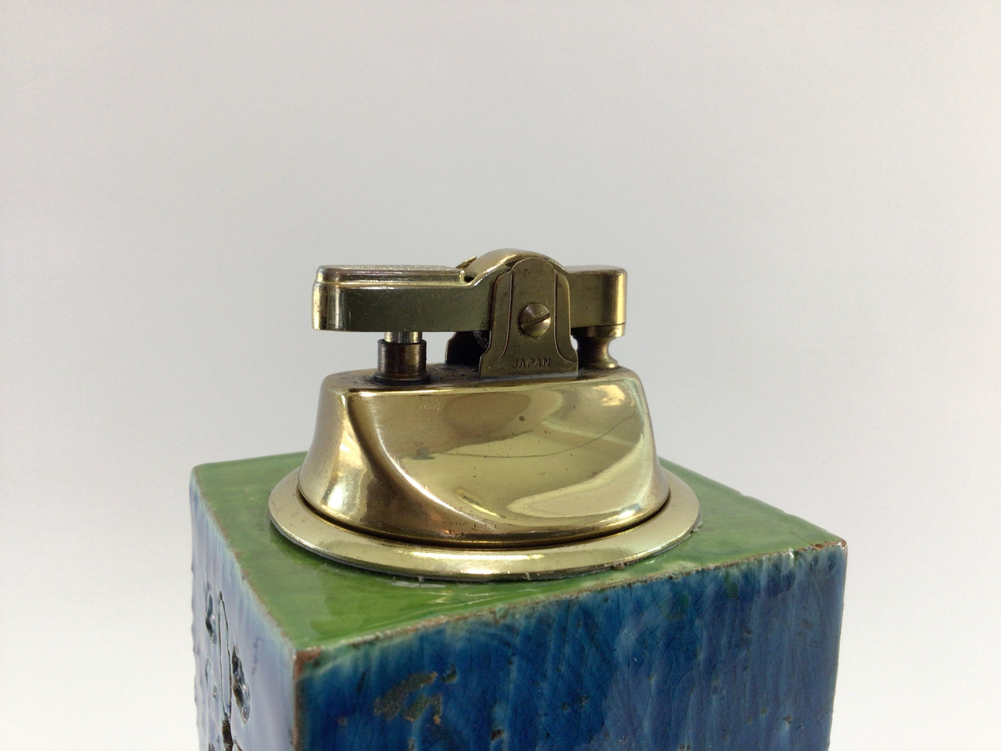 Mid Century Flower Power Table Lighter Made in Italy Ceramic Rosenthal Netter Home Decor