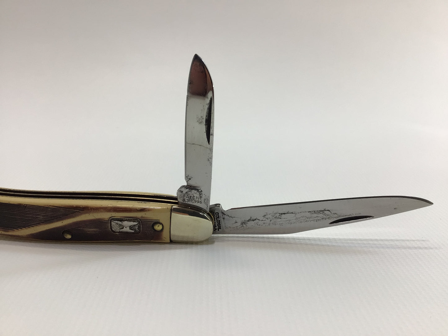 Vintage Pocket Knife Colonial Anvil 2 Blade Stockman Quality Made in USA