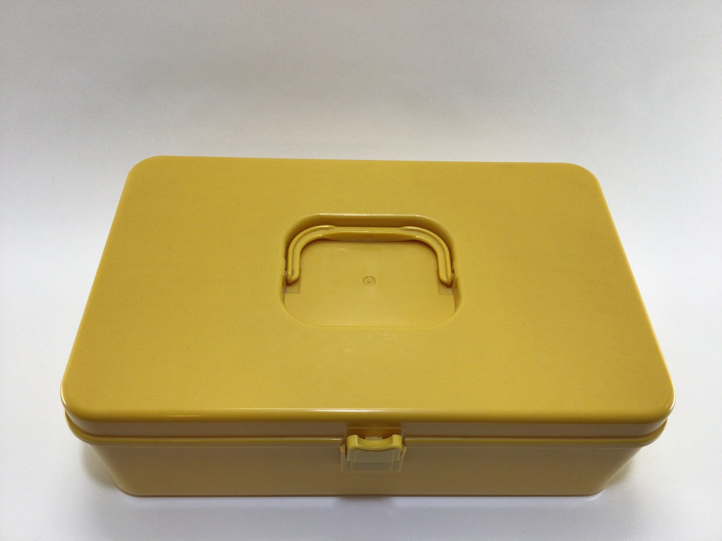 Wilhold Sewing Thread Box Yellow Faux Wood Grain Medium Size Hard Plastic Wilson MFG Corp