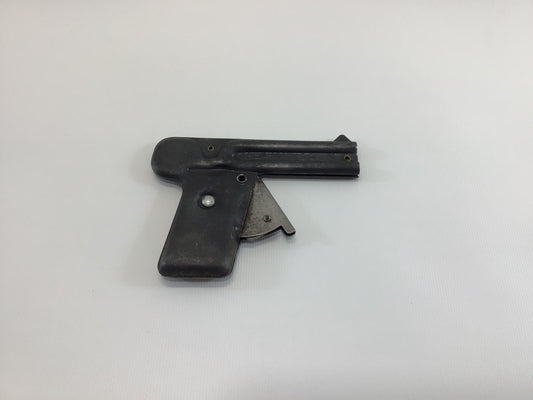 Pea Shooter Toy Handgun 12 Shot Pistol Vintage Pressed Steel PEA MATIC by Straits Corp