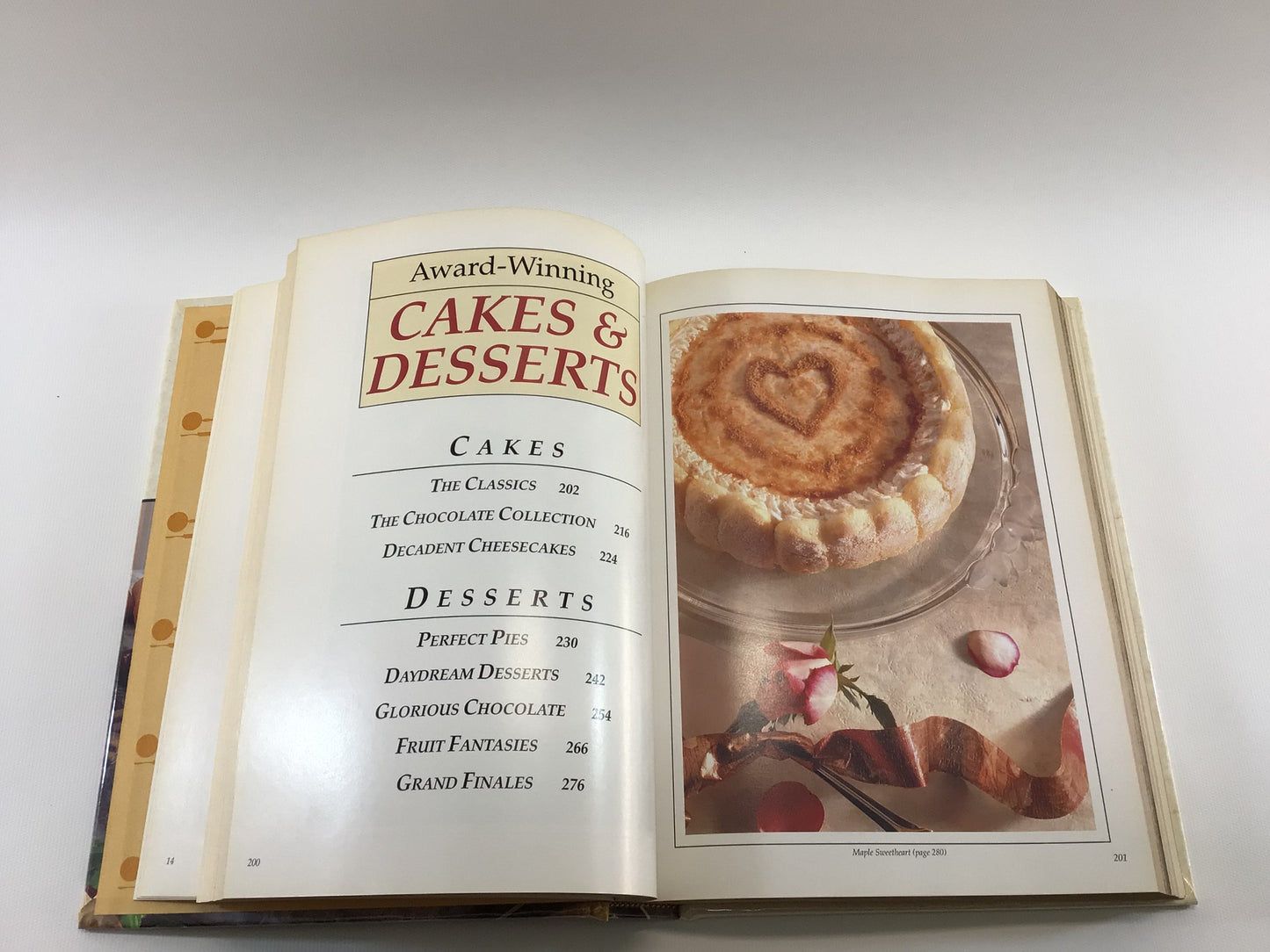 Cookbook The Treasury of Creative Cooking Copyright 1992 Hardcover Vintage Recipes