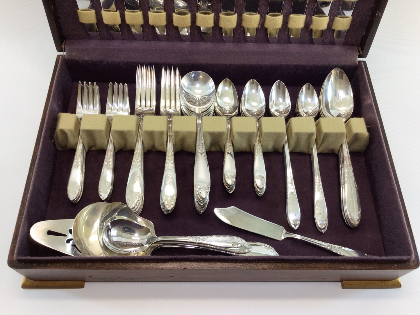 12 Piece Flatware Service 70 Pcs King Edward National Silverplate Co Vintage Quality Silverware in Art Deco Era Chest