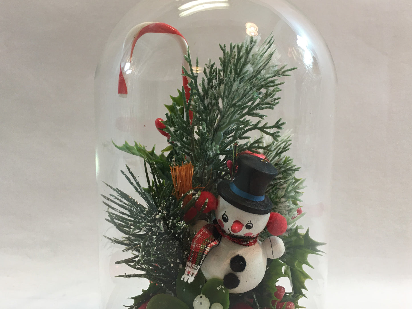 Snowman Holiday Glass Dome Table Top Christmas Home Decor