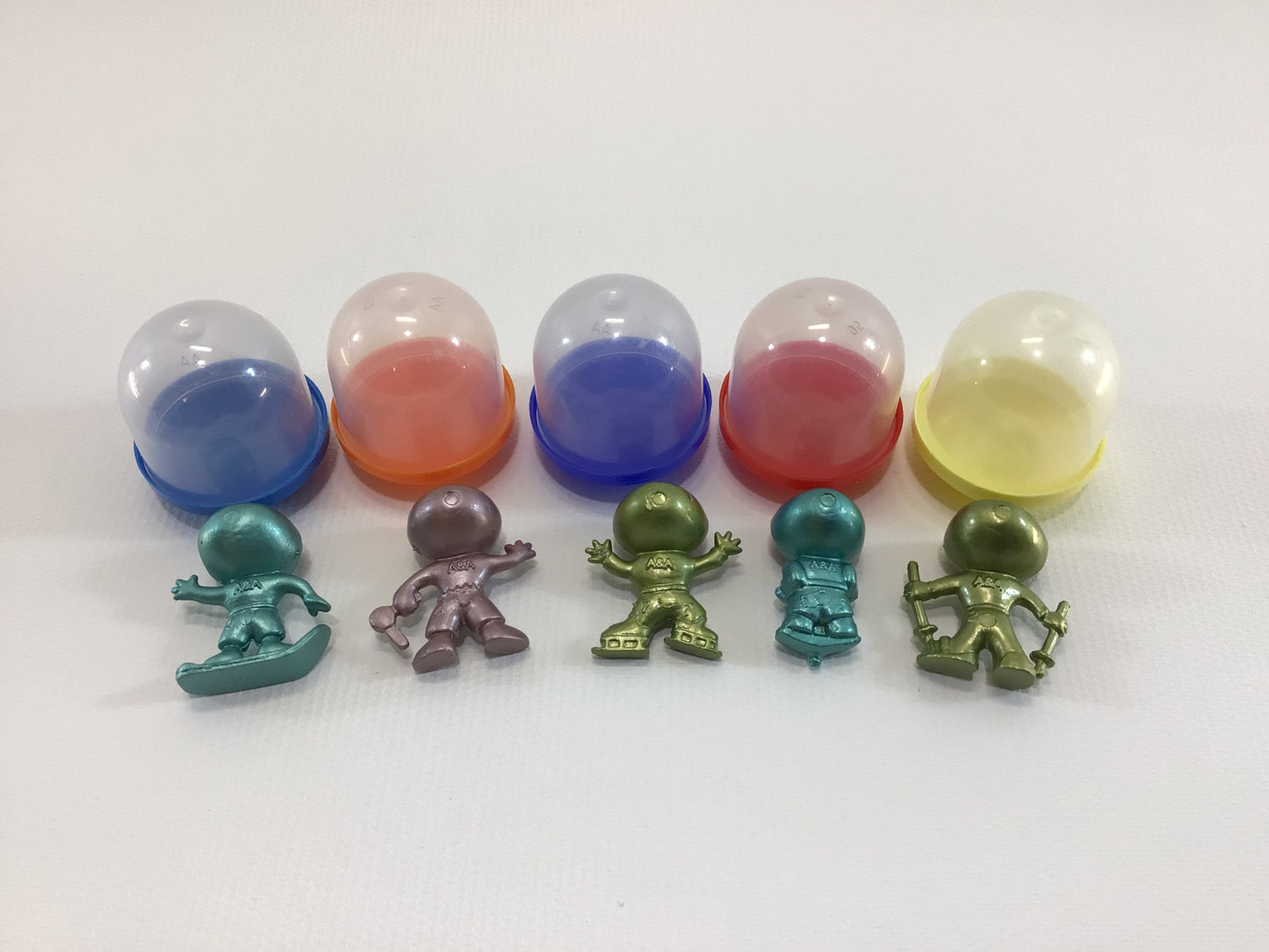 1980s Alien Extreme Sports Vintage Toy Gumball Vending Machine Prize Lot of 5 Random Figures in Capsule