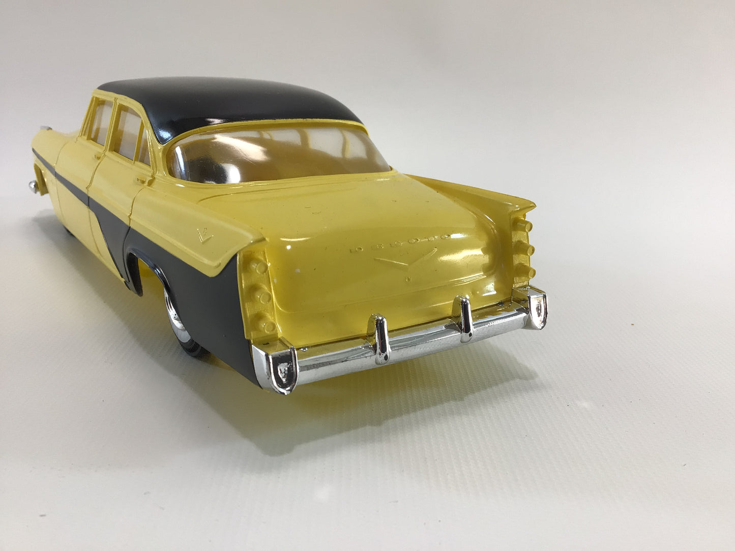 Johan Detroit Vintage Dealer Promo Car 1956 Desoto 4 Door Hardtop Sedan Hard Plastic 1:25 Scale Toy