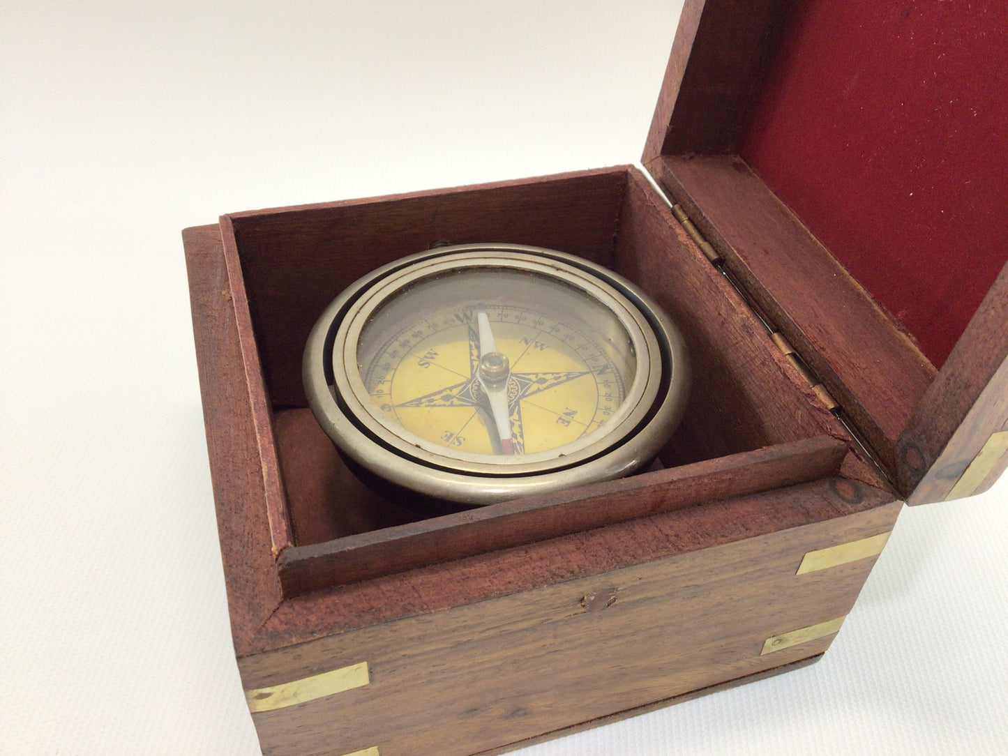 Decorative Boxed Gimbal Compass Brass Magnetic Base Plate Open Face