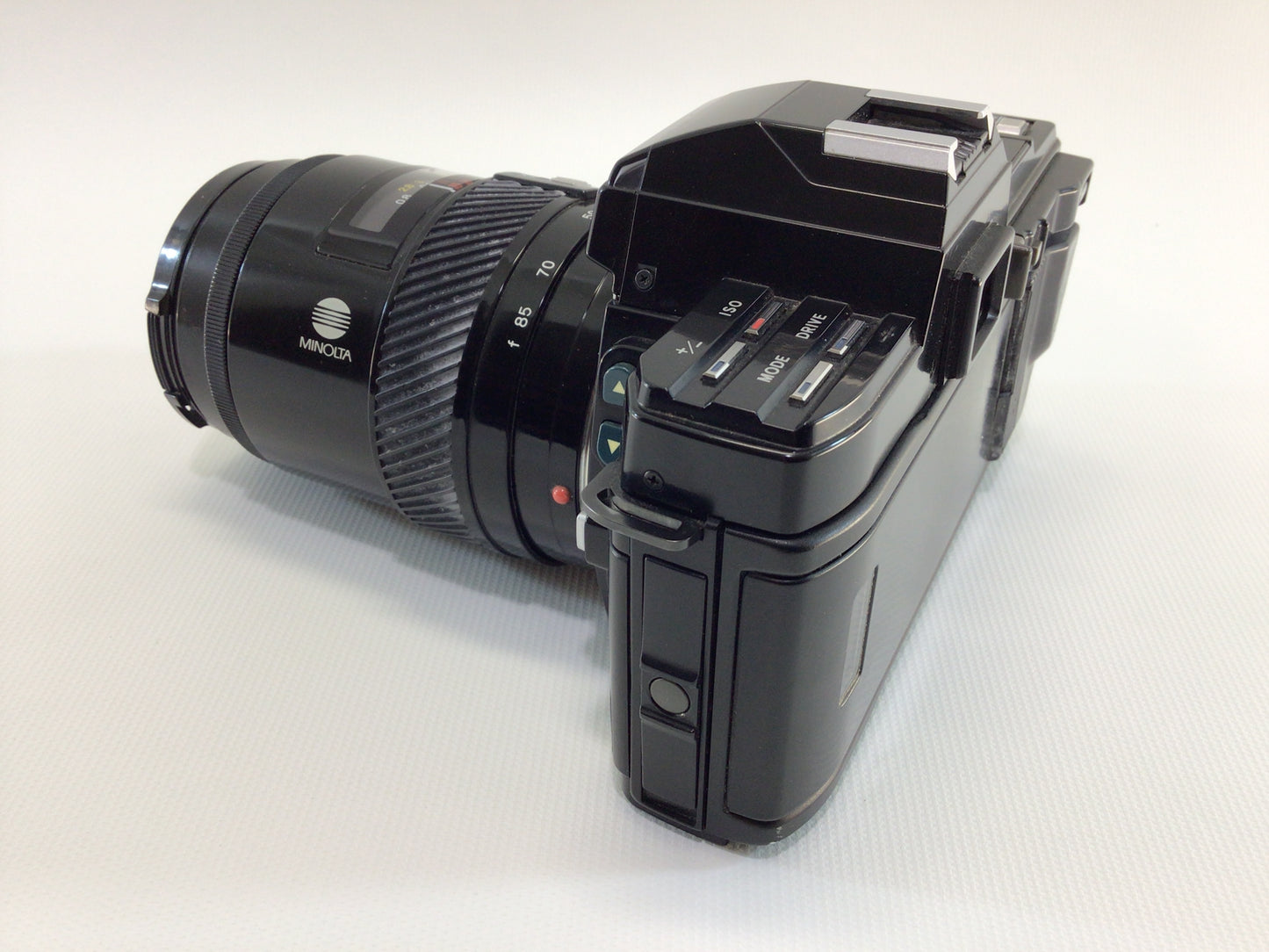 Minolta 7000 Maxxum 35mm Camera with 28-85mm AF Zoom Lens Vintage Photography Equipment - Untested