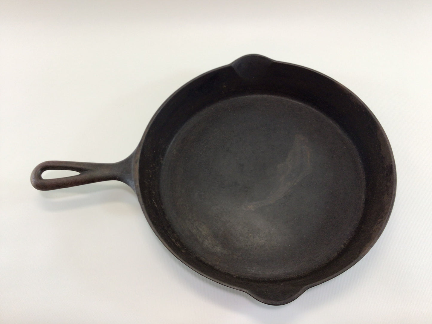 Cast Iron Skillet Miami No. 9 with Heat Ring Antique Collectible Cookware Home Decor