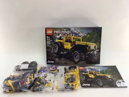 LEGO Technic 42122 Jeep Rubicon 665 Pc Off Road Building Construction Toy