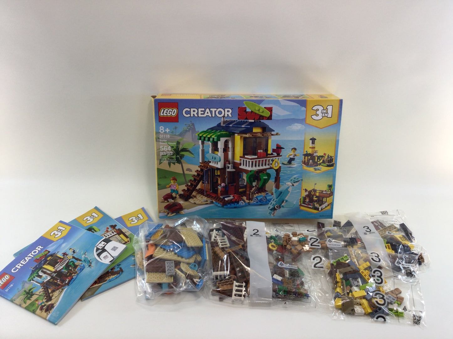 LEGO Creator 3-in-1 Surfer Beach House 31118 Construction Build Toy 564 Pc Set