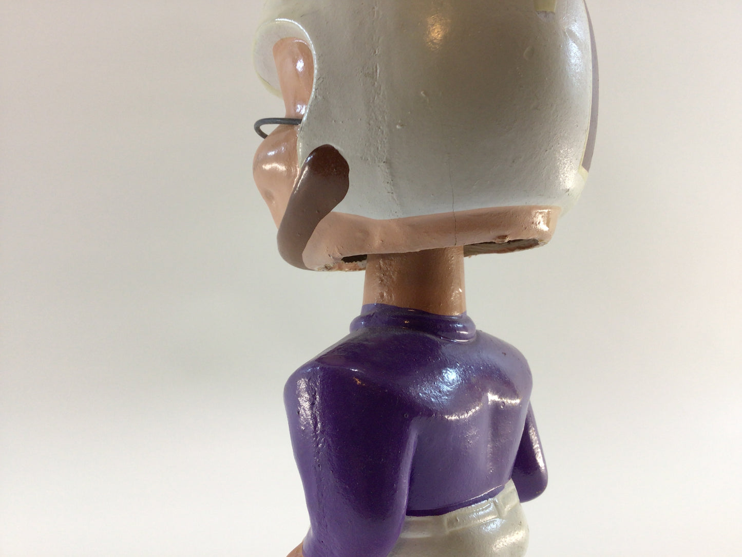 Nodder Bobblehead Vintage Ceramic 1967 Sports Specialties Collectible Purple White Uniform