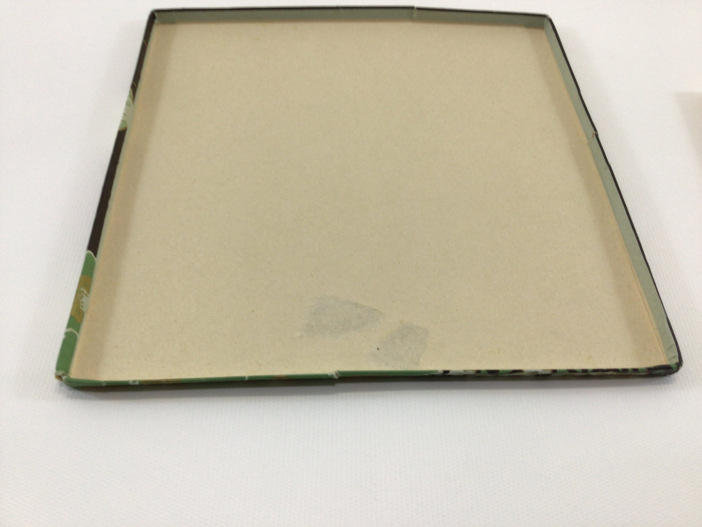 Embroidered Linen Vintage Ladies Handkerchiefs in Original Gift Box