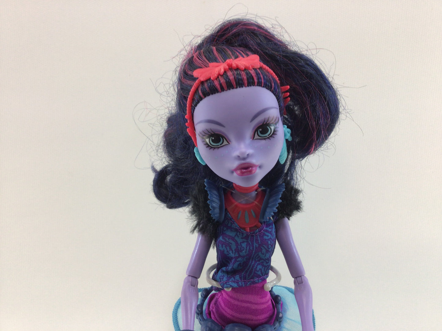 2013 Monster High Jane Boolittle Self Standing Signature Series Fashion Doll