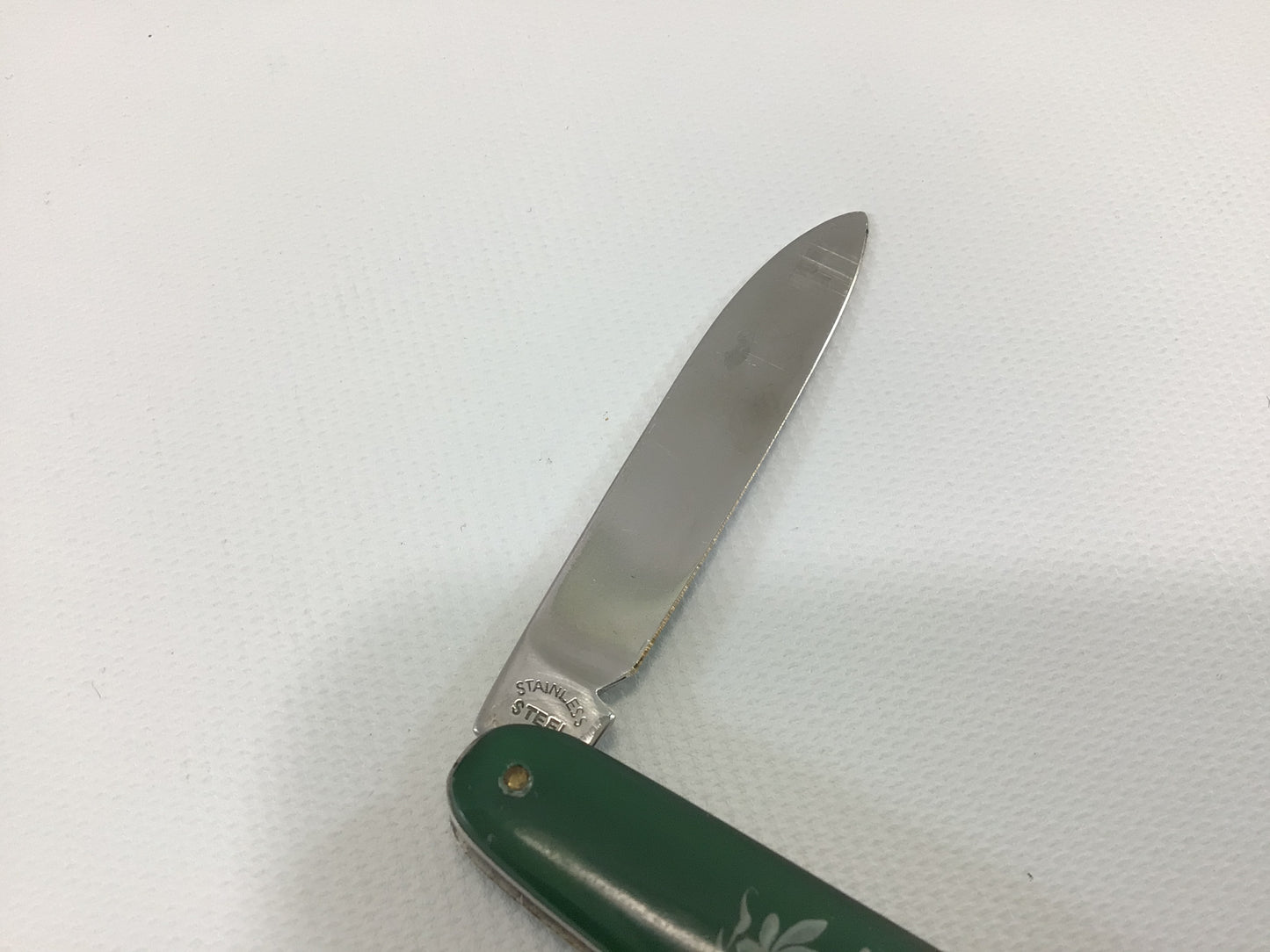 Lark Stainless Steel Single Blade Pocket Knife Vintage Souvenir Tropical Palm Trees Motif