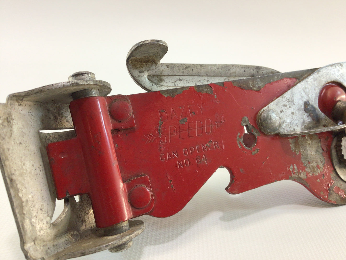 Red Dazey Speedo Can Opener No 64 Vintage Farmhouse Country Kitchen Wall Mount Hand Tool Utensil