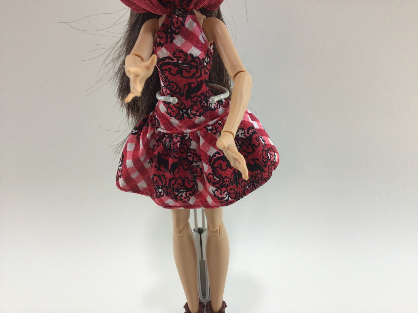 Cerise Hood 2014 Ever After High Fashion Doll