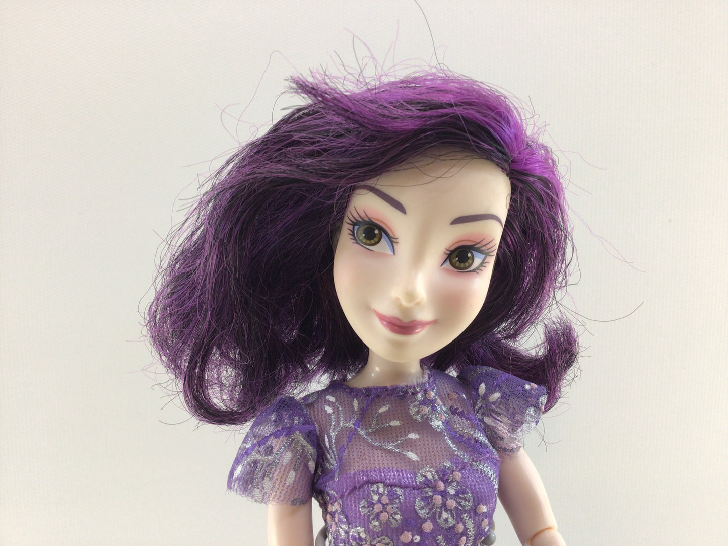 Disney 2014 Descendants of the Lost Isle Mal Fashion Doll