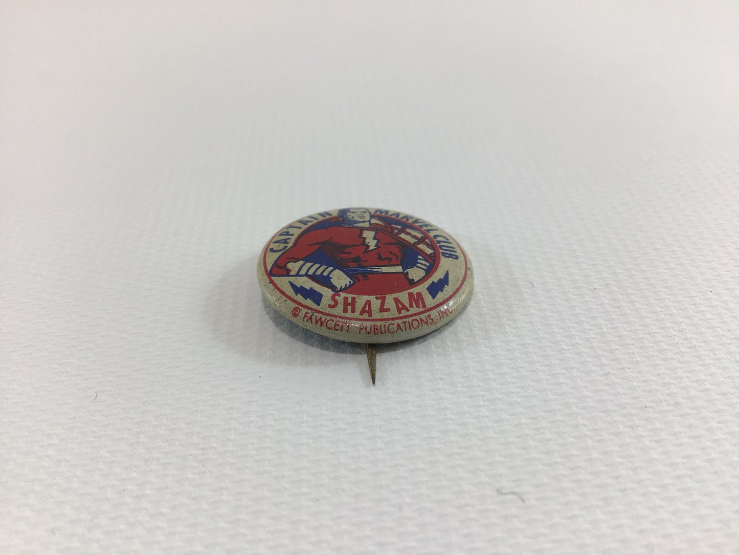 Shazam Captain Marvel Club Vintage Celluloid Pinback Button Fawcett Pub Inc Made in USA