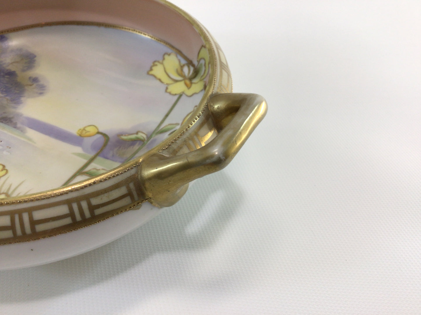 Antique Quality Nippon Porcelain Ceramic 7" Bowl with Hand Painted Yellow Poppy Floral Motif and Accents