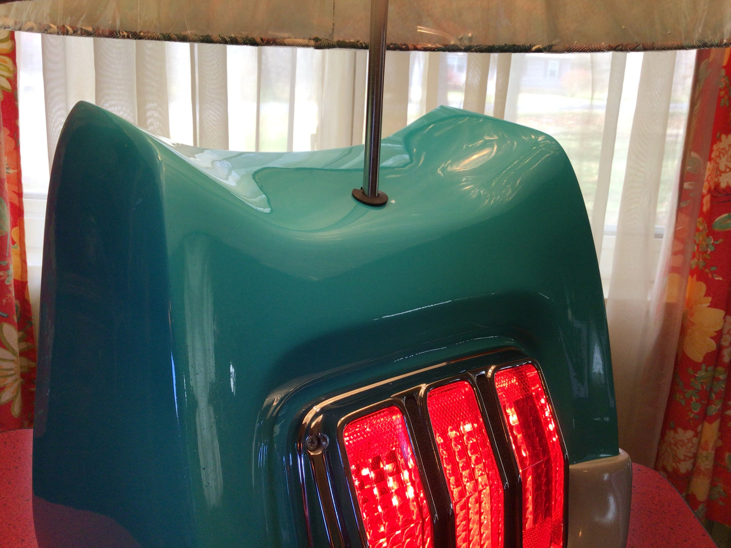 Turquoise 65 66 Tail Light Table Lamp Vintage Wheel Unique Brand with 12" Route 66 Lamp Shade Muscle Car Accent Lighting Home Decor