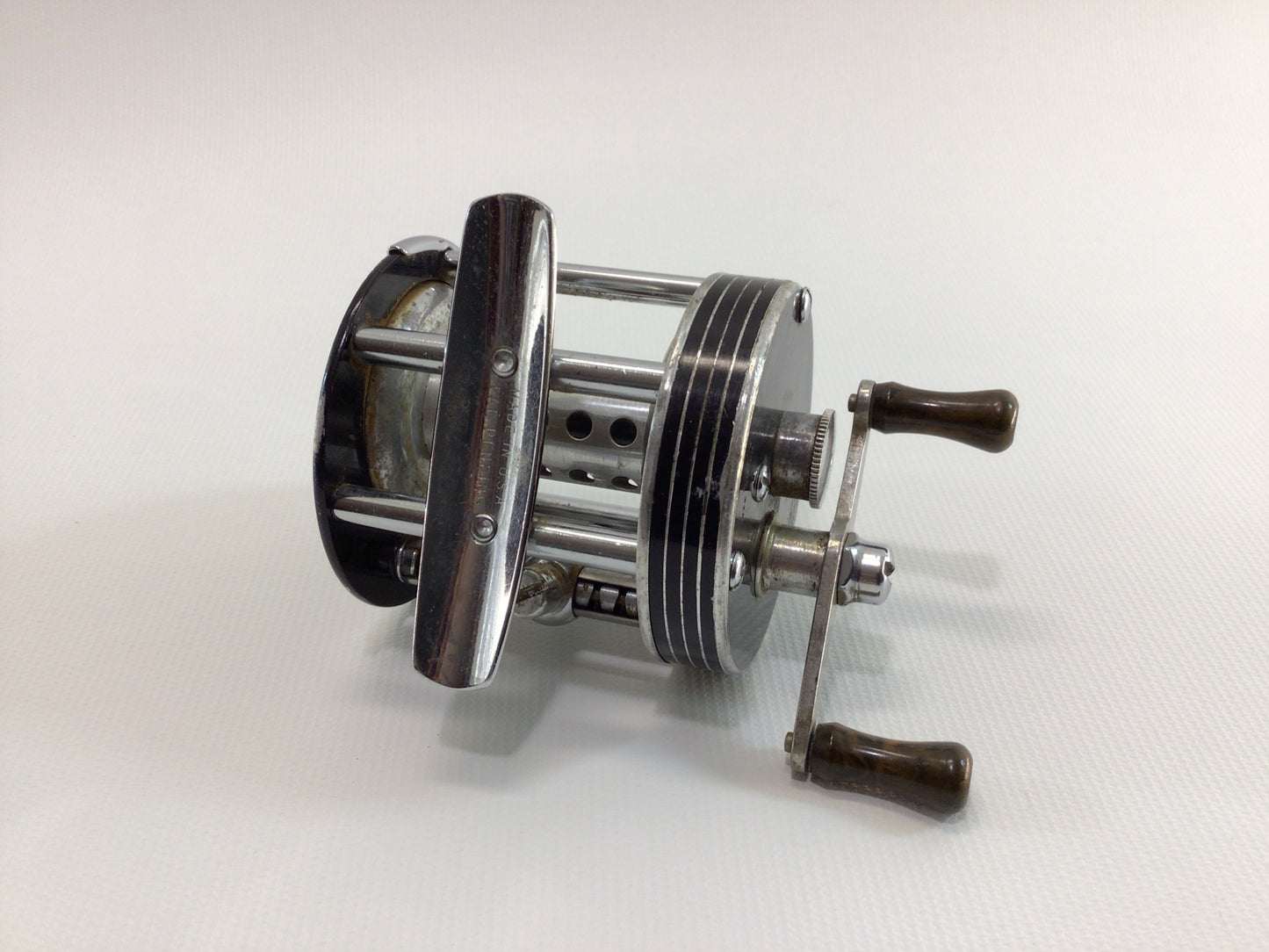 Langley Streamlite Model 310 KC Baitcasting Reel Vintage Outdoor Sporting Equipment Fishing Tackle