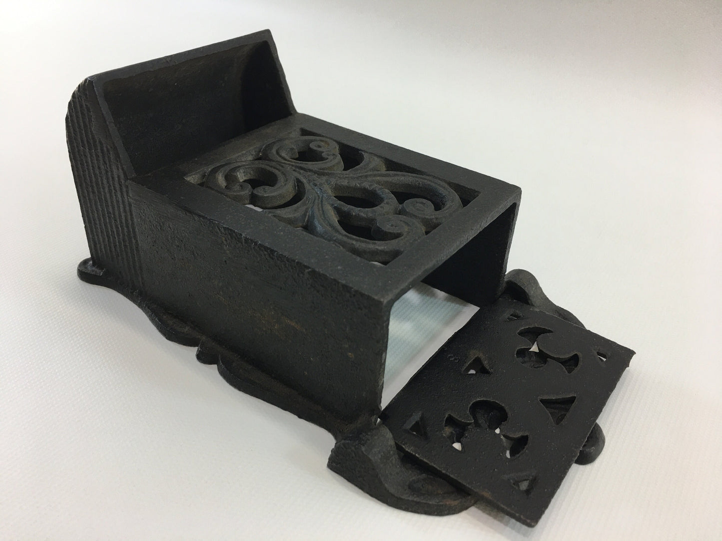 Cast Iron Match Holder Wall Mount Kitchen Farmhouse Decor