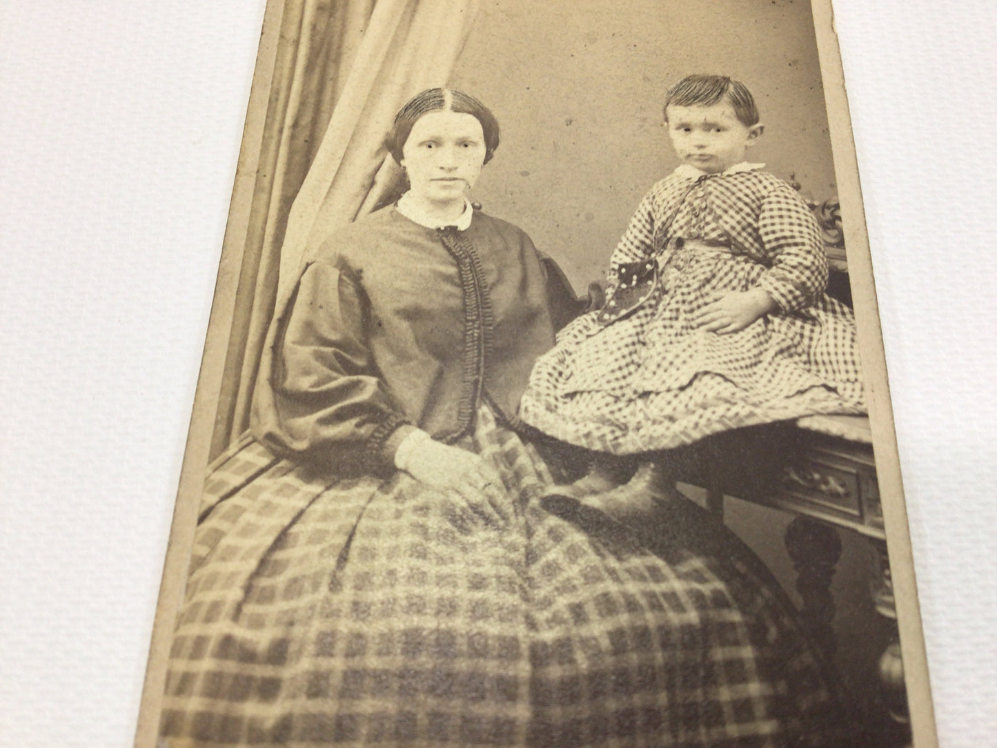 Victorian CDV Cabinet Card 2.5" x 4" Portrait Photograph Mother Daughter Dobeln Germany from Gerhardt Antique Family Album Collection