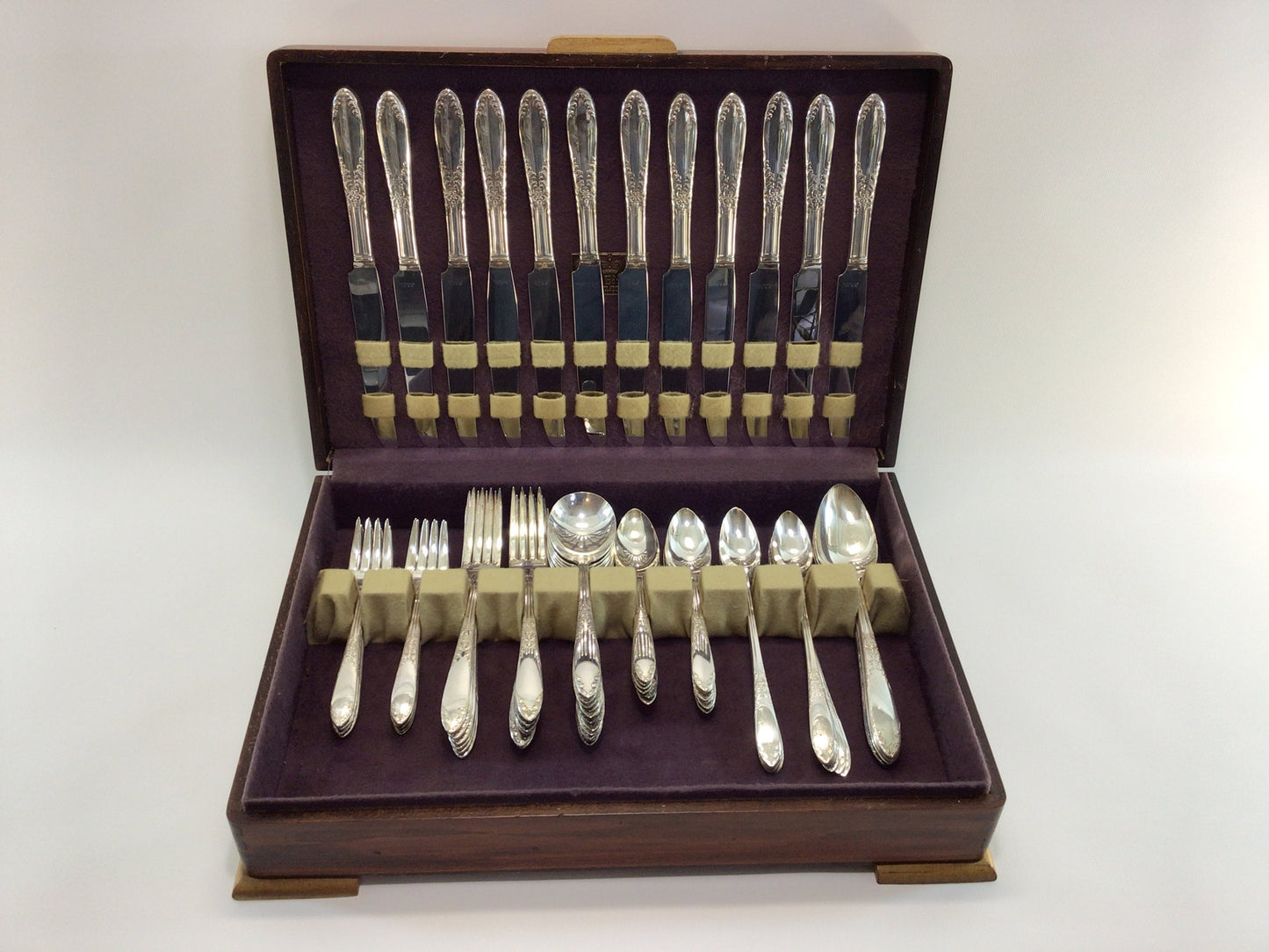 12 Piece Flatware Service 70 Pcs King Edward National Silverplate Co Vintage Quality Silverware in Art Deco Era Chest