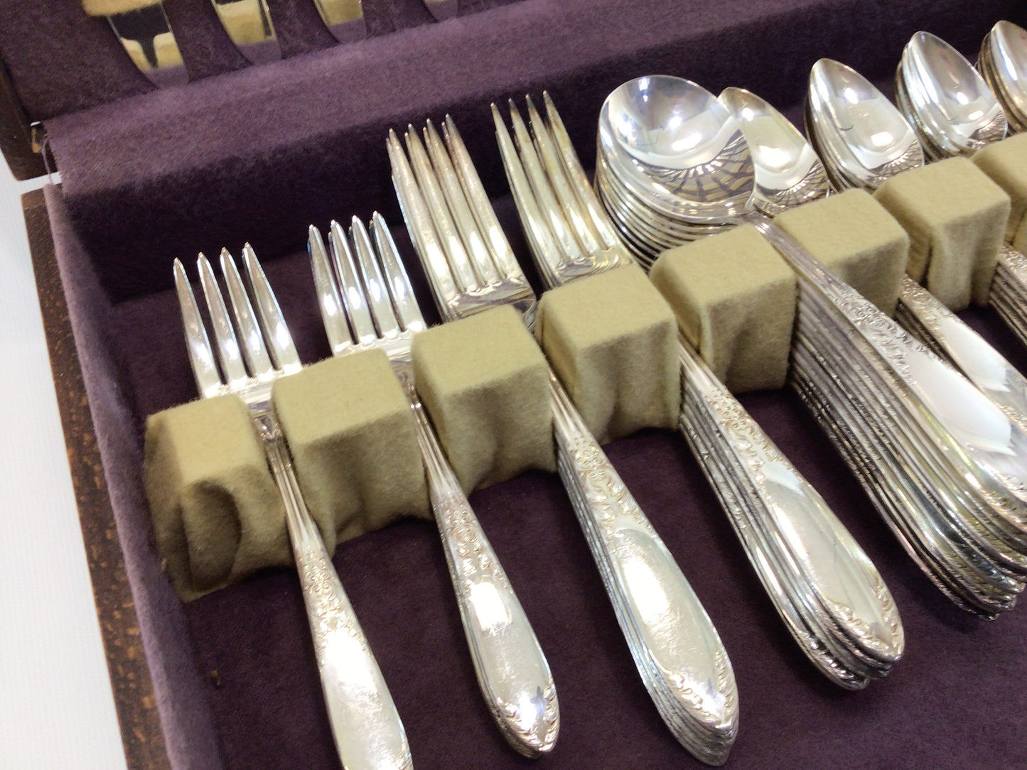 12 Piece Flatware Service 70 Pcs King Edward National Silverplate Co Vintage Quality Silverware in Art Deco Era Chest