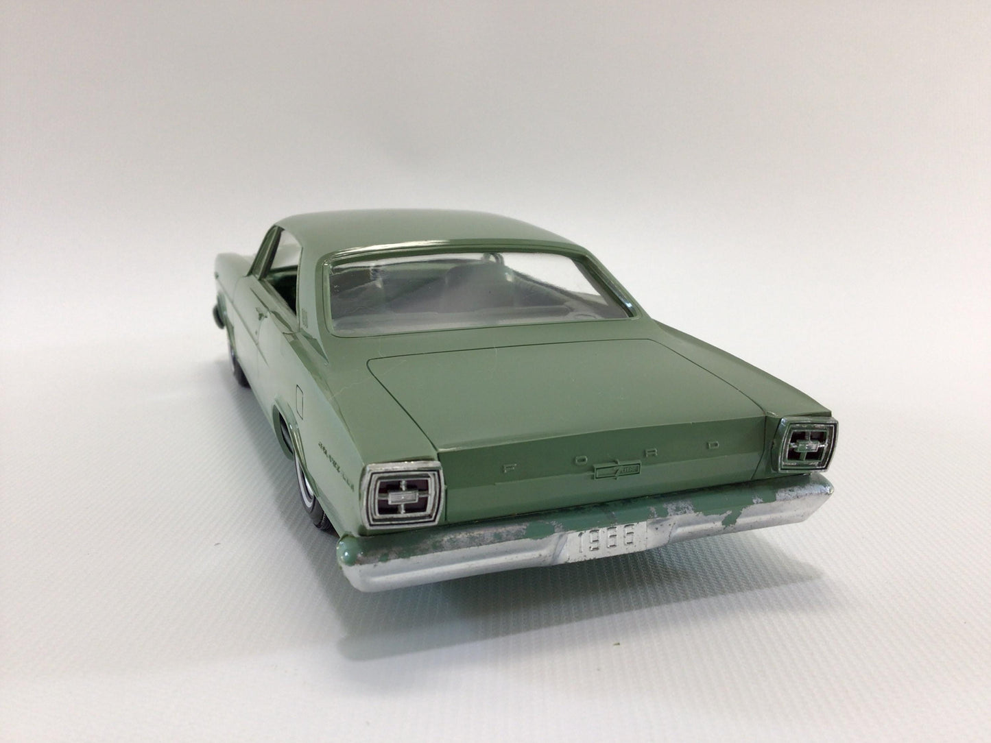 FORD Galaxie 500 1966 Dealer Promo Vintage Hard Plastic 1:25 Scale Toy Car