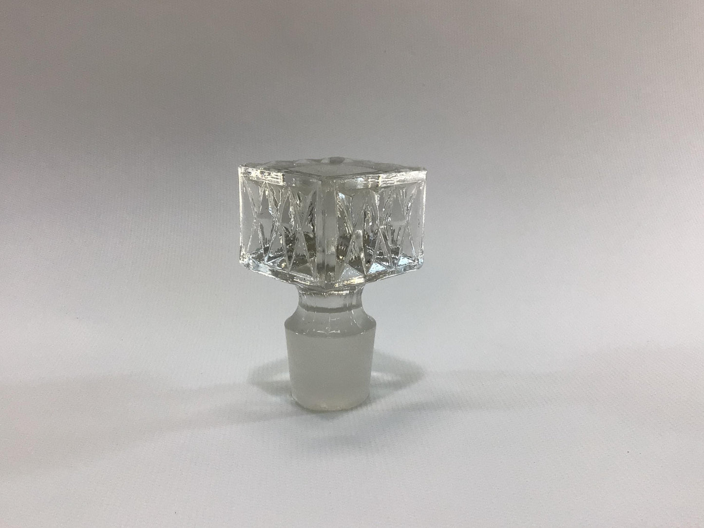 Antique Bottle Stopper Square Diamond 28mm Ground Pressed Clear Glass Replacement Part Decanter