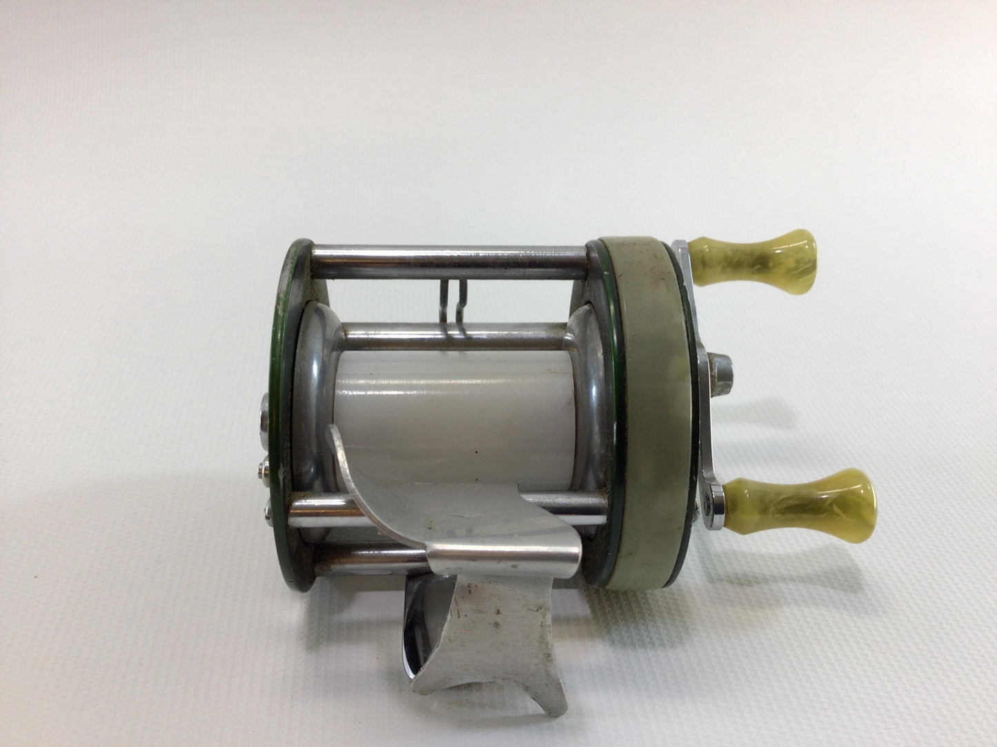 Shakespeare Wondereel Light 1921 Model GE Baitcasting Reel Fishing Tackle Vintage Outdoor Sporting Equipment